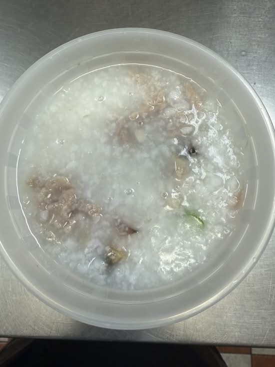 Shredded Pork & 1000 Year Egg Congee 皮蛋瘦肉粥